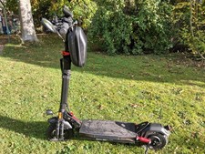 E-Scooter T4 Offroad 10" Alarmanlage 4 Geschwindigkeiten Schloß viel Zubehör