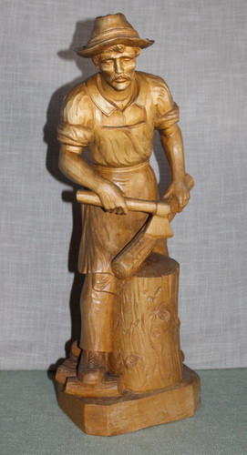 Antike geschnitzte holzfigur - antike,