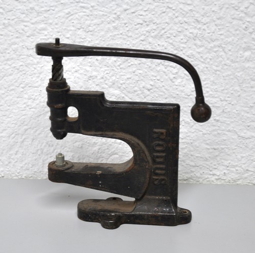 Alte rodus nietenpresse - alte,