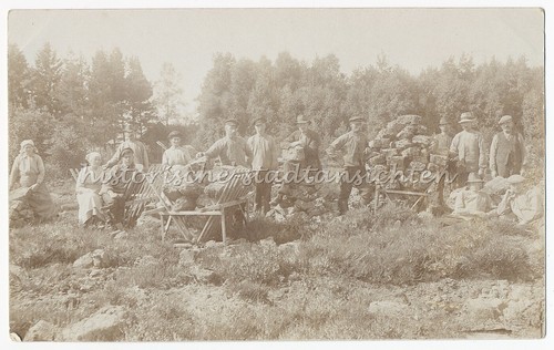 Gruppenfoto bauern feld - -,