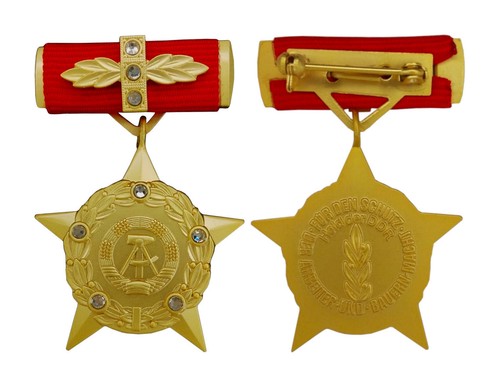 Held der ddr - der, (ehrentitel)