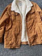 Warme Cordjacke mit Druckknöpfe Gr.L Fällt  kleiner aus,wie Gr.M