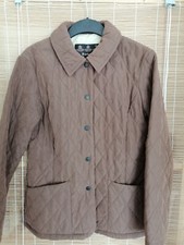 Barbour Jacke, gesteppt, Farbe braun, Innenfutter beige, Knöpfe