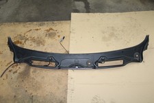 BMW 3 E91 E90  Abdeckung Windlauf Laubfanggitter mit Spritzdüsen 4362484