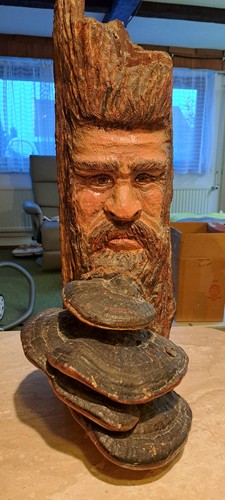 Sehr schöne holzschnitzerrei - sehr,