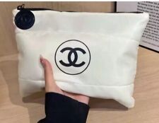 Chanel Beauté  White geschwollen Make-up Tasche Etui Clutch Kosmetiketui