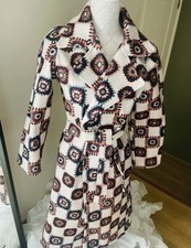 Langer Damen Mantel, Größe