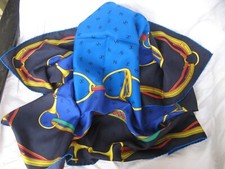 Elegance Paris Schal Tuch Carré 100% Seide horsebite starke Farben