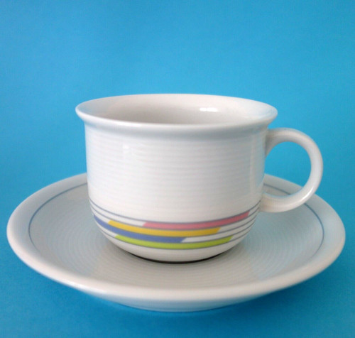 Kaffeetasse mit untertasse - kaffeetasse,