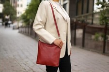 Damenhandtasche aus italienischem Echtleder praktisch & wunderschön! Weinrot