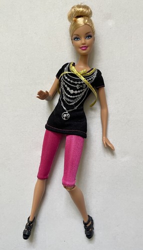 Barbie can a designer - i, be