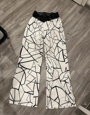 Marlene Hose, Weites Bein