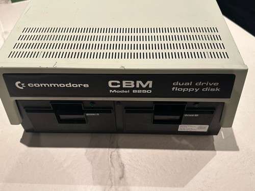 Commodore cbm 8250m - 8250m, dual