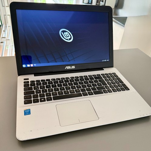 Asus x556l 2 ghz - ghz, i5