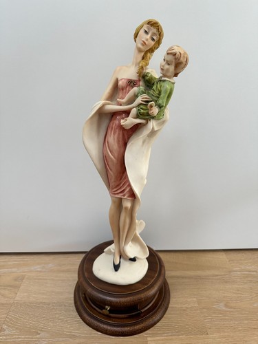Vintage skulptur mutter mit - mutter,
