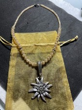 Trachtenkette mit einem