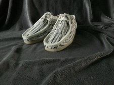 Clarks Wallabees Off White-Black