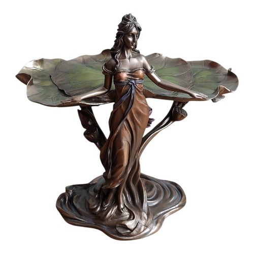 Jugendstil frau mit - frau,