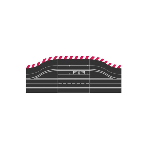 Pit lane with - with, shoulder