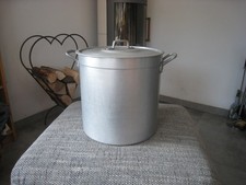 Vintage alter großer Alutopf