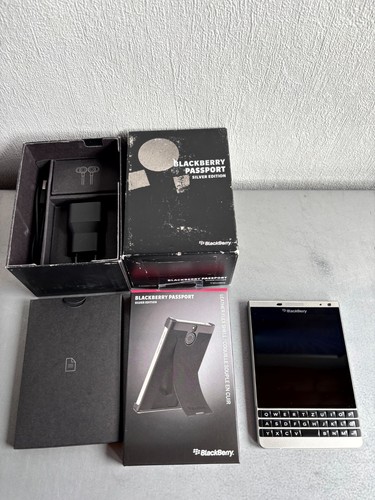 Blackberry passport silver - passport,