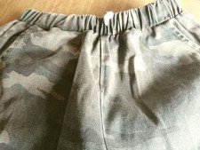 Neue, nicht getragene Knaben-tarnhose gr. 140