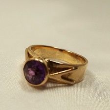 Ansprechender russischer