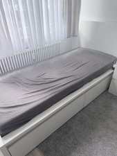 IKEA Einzelbett 90x200cm mit Matratze und 2 Schubladen – Weiß