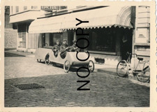 Foto WK2 Frankreich Soldaten in Fahrrad Seifenkiste Fahrtzeug Tandem   H1.14