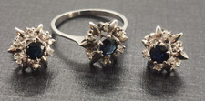 Wunderschönes Schmuckset Ring & Ohrstecker mit Saphire & Diamanten 333/-