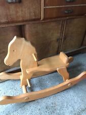 Holzspielzeug Schaukelpferd Buche Schreinerarbeit Stabil schwere Qualität