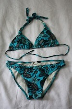 Damen Bikini von NOW, türkis mit schwarzem Blumenmuster, Size 8, Bust 85cm, H