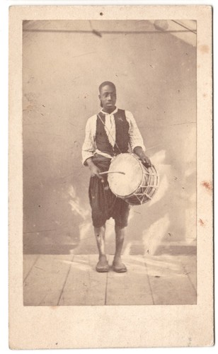 Afrikanischer musiker mit - musiker,