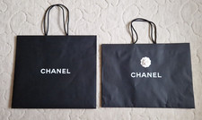 2 Original Chanel Papiertüten Tasche Tüten - schwarz - 1 x mit Blüte