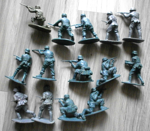 Alte spielzeug soldaten - 30,
