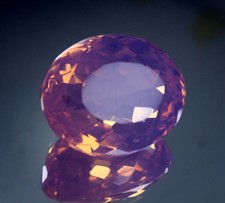 63 Kt Natürlicher Rosa Opal