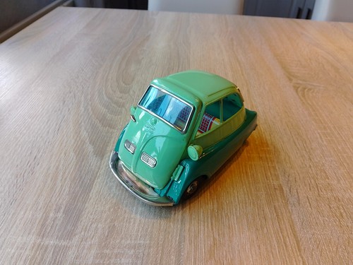 Bandai blechspielzeug bmw - bandai,