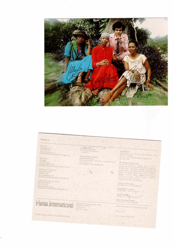 Boney autograph card - -,