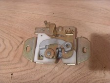 Mitsubishi Eclipse (D30) Türschloss heckklappe (5) Door Catch
