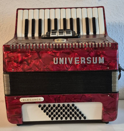 Akkordeon universum elegance - universum,