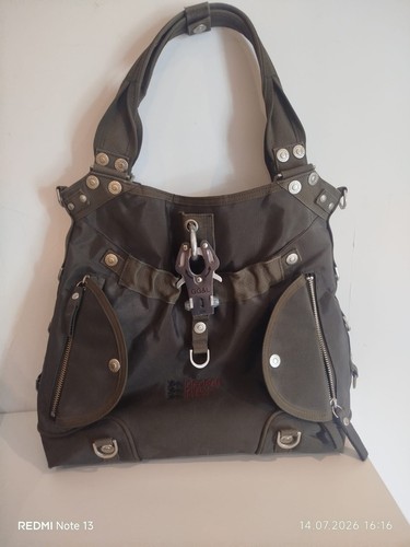 George gina lucy tasche - gina, &