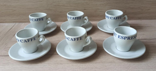Schöne weiße espresso - schöne,