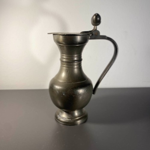 Vase aus zinn - vase,