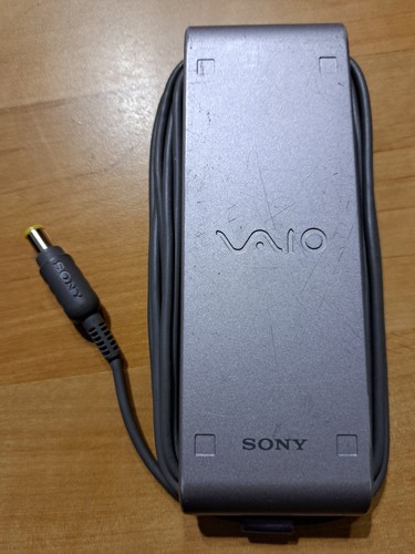 Sony vaio pcga - pcga-ac51, 16v