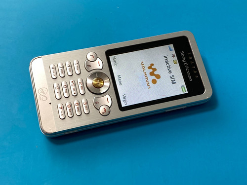 Sony ericsson w302 - sony,