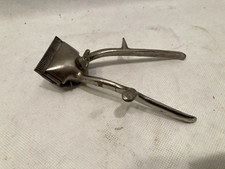   alte mechanische Haarschneidemaschine Bartschneider