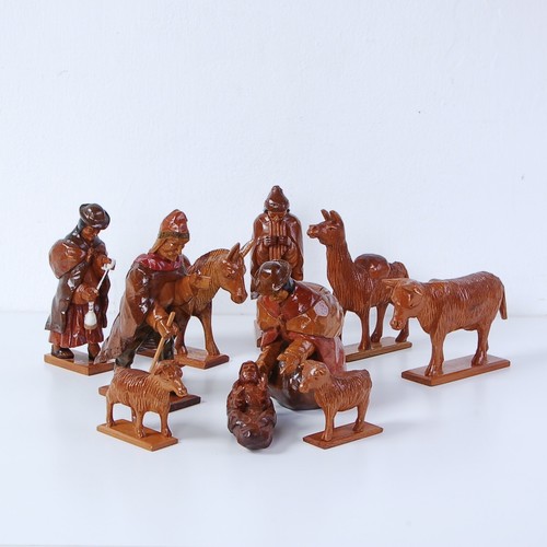 Krippe aus holz geschnitzt - krippe,