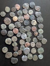 60 antike römische Münzen