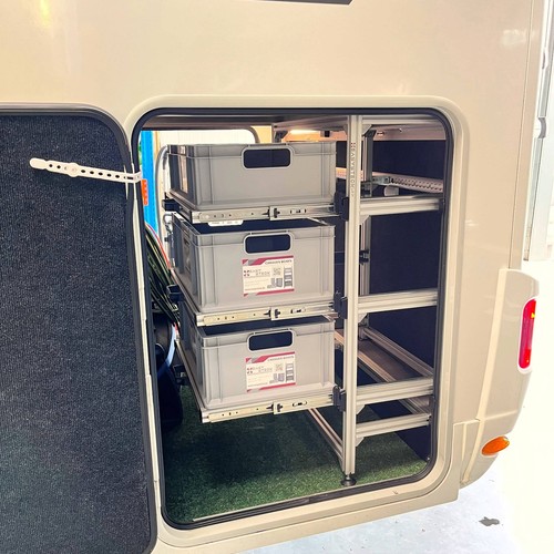 Wohnmobilregal-Kastenwagen-Hec