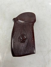 1x Griffschale Pistole Makarov Bakelit braun mit Stern + Öse NVA DDR USSR RUSSIA